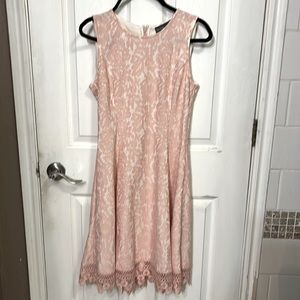Donna Ricco lace dress